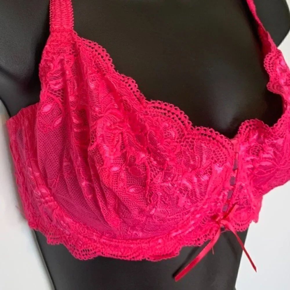 Frederick's of Hollywood Pink Lace Bra - Picture 4 of 8